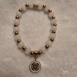 Rustic Cuff Stretch Bracelet White & Gold Tone Beads with Charm Satin Lined Bag